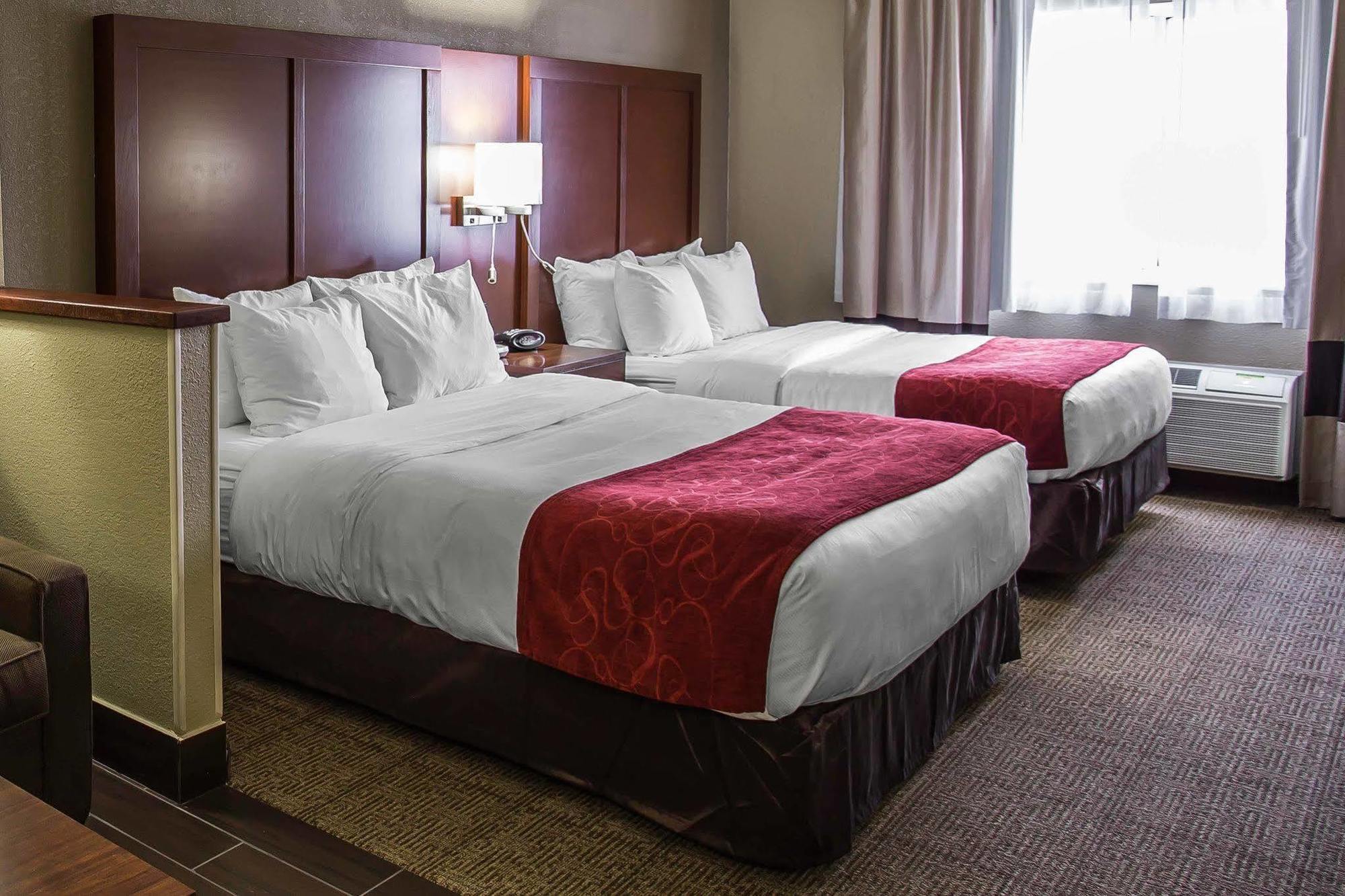 Quality Suites Near West Acres FargoFargo  Kültér fotó